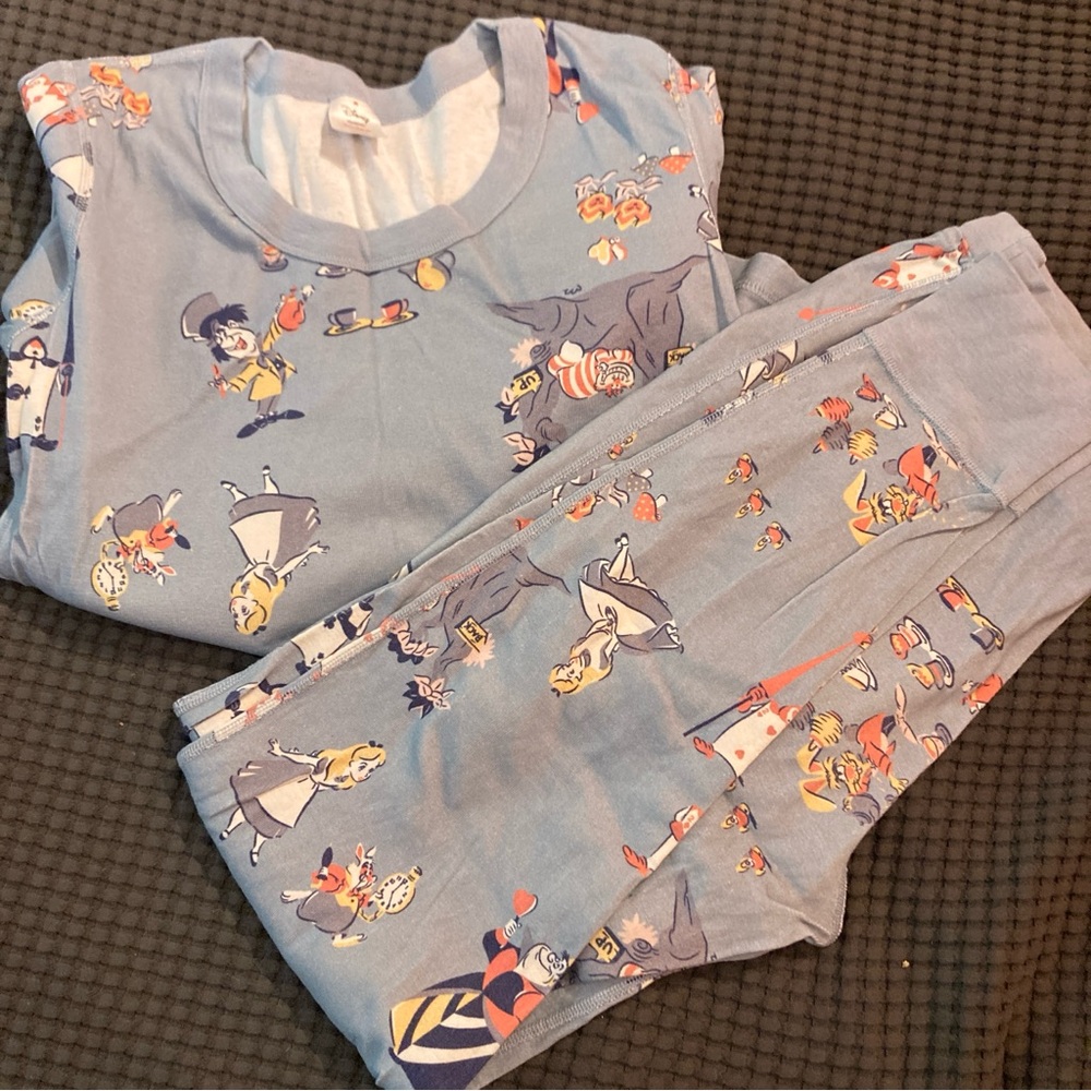 Hanna Andersson Alice in Wonderland Pajamas
